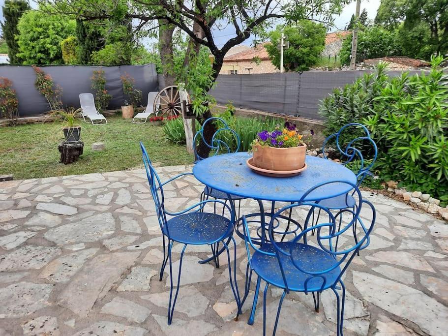 Studio 40 M 2 Pres St Guilhem Le Desert Et Riviere La Boissiere  Экстерьер фото